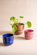 RUNO Set of Plant Pot Covers Size S + M (Terracotta + Dark Pink) - Image 2