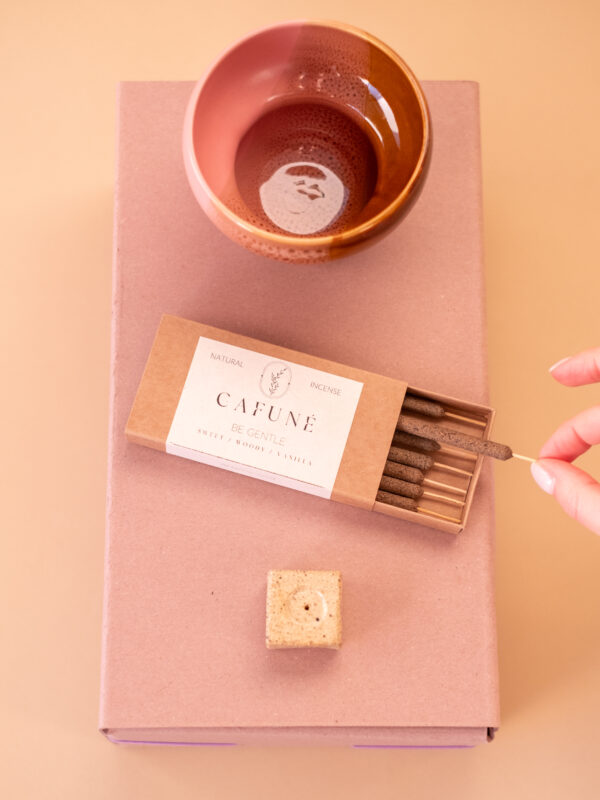 GIFT BOX (tricolor bowl + natural incense + incense holder)